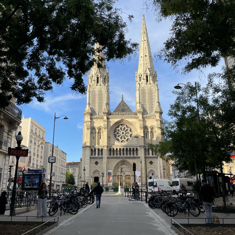 En kyrka i norra Paris.